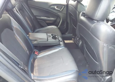 2015 Chrysler 200 S из США, поврежденный, VIN 1C3CCCBGXFN639034